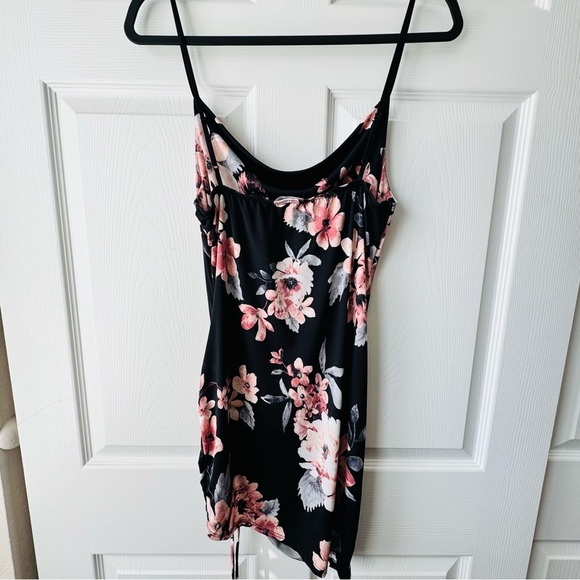 NWT Blue Jasmine Floral Black and Pink Dress - Picture 4 of 8